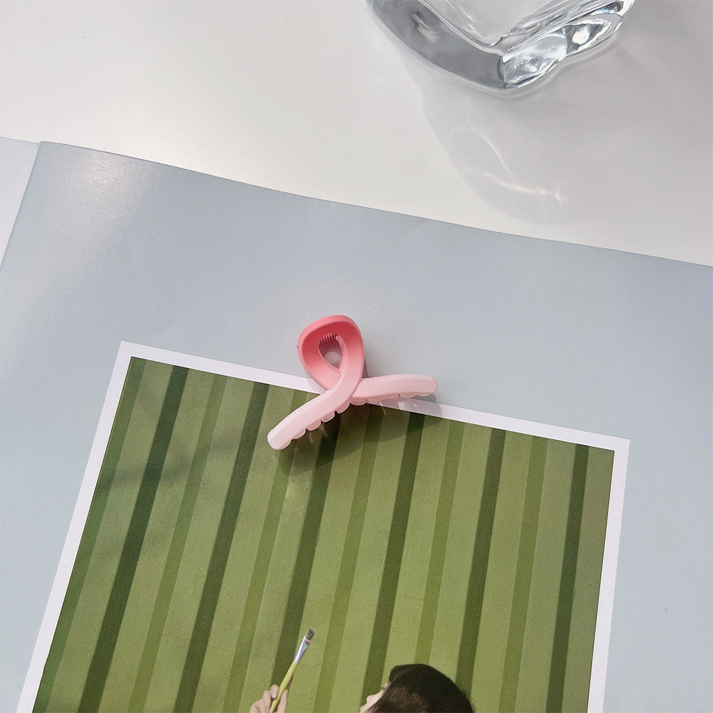 Wholesale Sakura Pink Gradient Butterfly Hair Clip